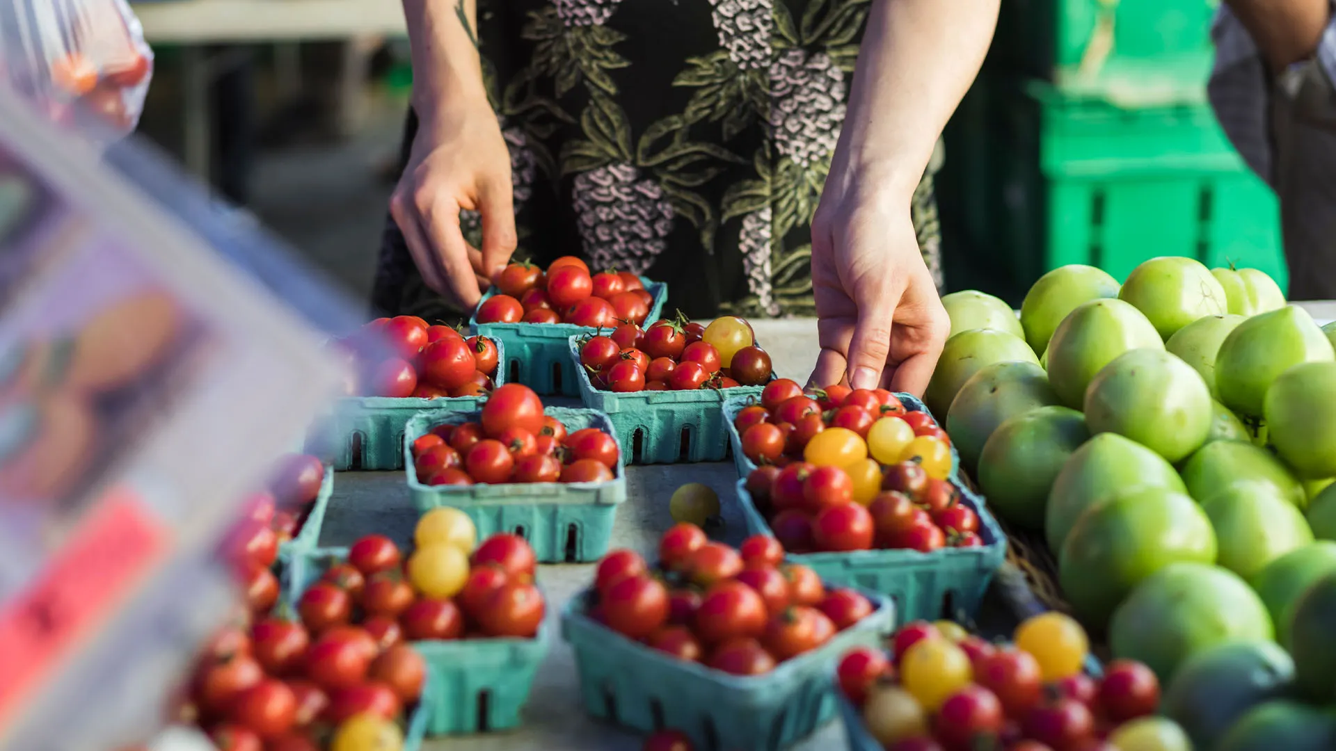 Registered dieticians spill their best advice on maintaining a healthy diet and weight as you enter your 40s and beyond.